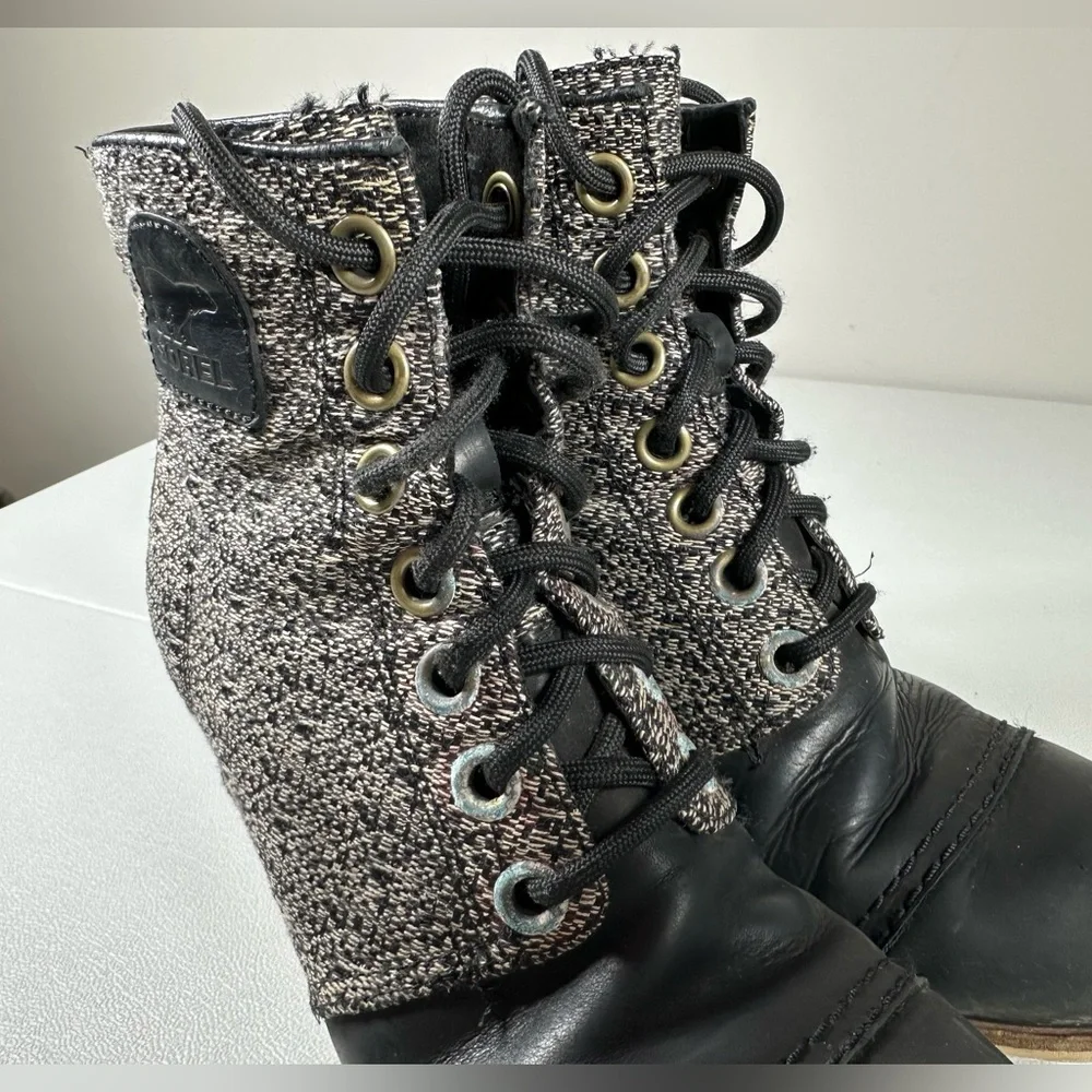 Sorel Joan of Arctic Lexie III Wedge Boots - Picture 3 of 10